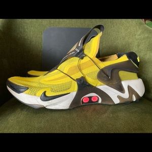 Self-Lacing Nike Adapt Huarache w/ charger Sz:14